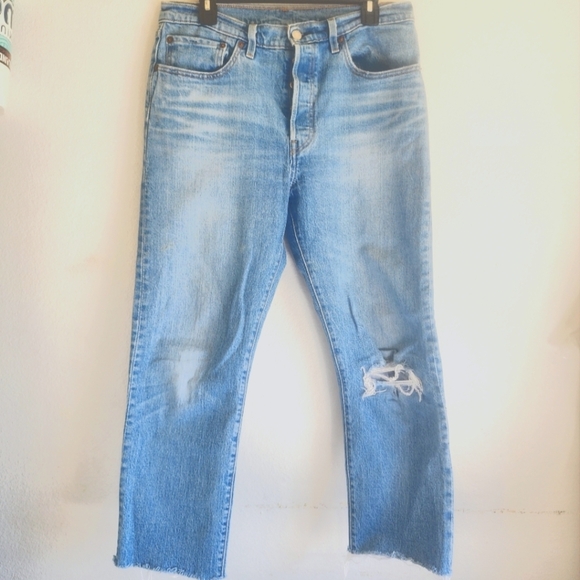Levi's | Original 501 Jeans with‎ distressed leg, size 30 - Picture 1 of 12
